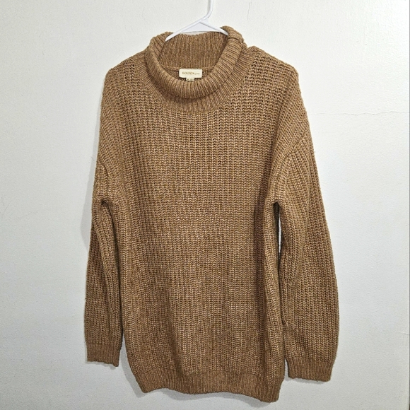 Aritzia Sweaters - Aritzia Golden By TNA Tan Mock Neck Wool Alpaca Sweater Size M.